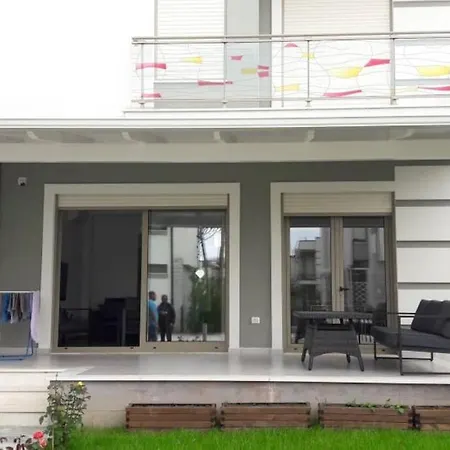 Super For Vacation Gjiri I Lalzit 别墅