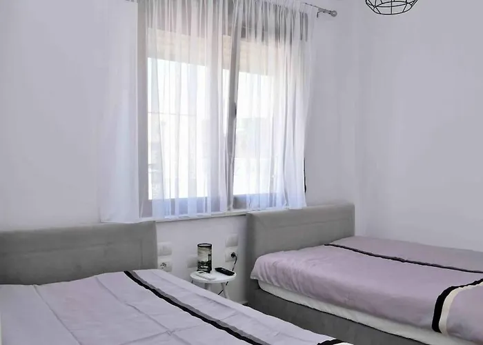 Willa Super For Vacation Gjiri I Lalzit Durrës