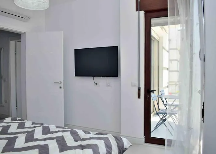 Willa Super For Vacation Gjiri I Lalzit Durrës